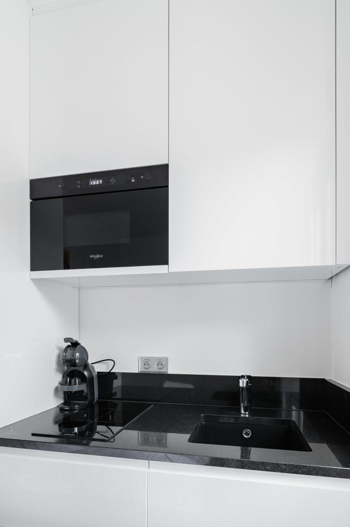 Appartement Cosy Metro Pereire 17 - 2p Parijs